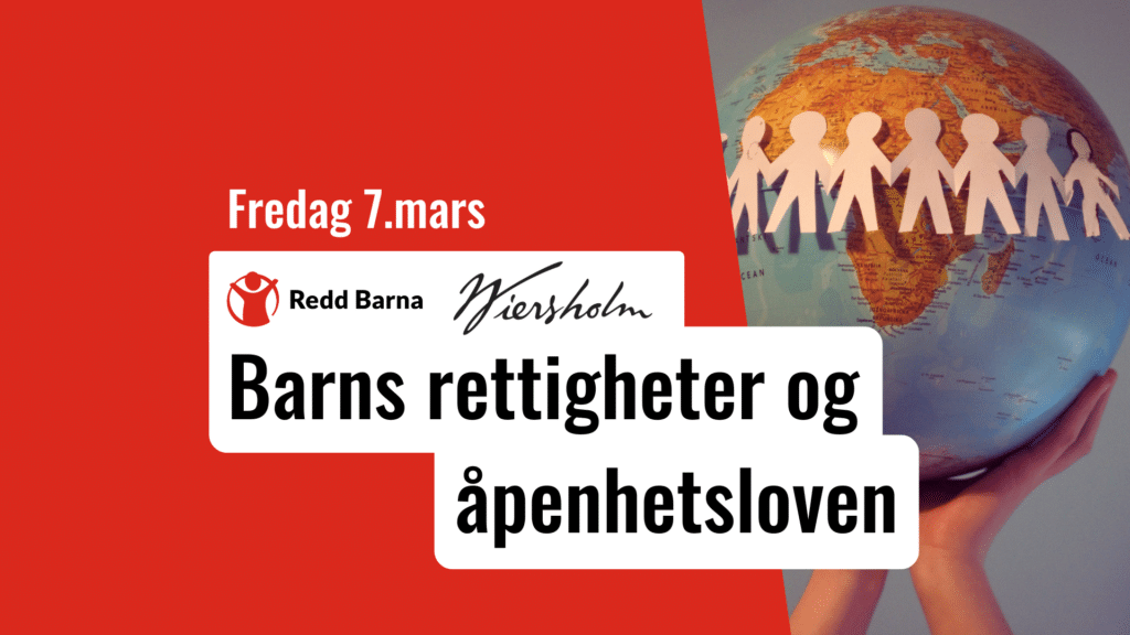 Nærbilde av en globus med utklippet papir figurer som ser ut som mennesker som holder hender. Globusen løftes opp av barnehender.