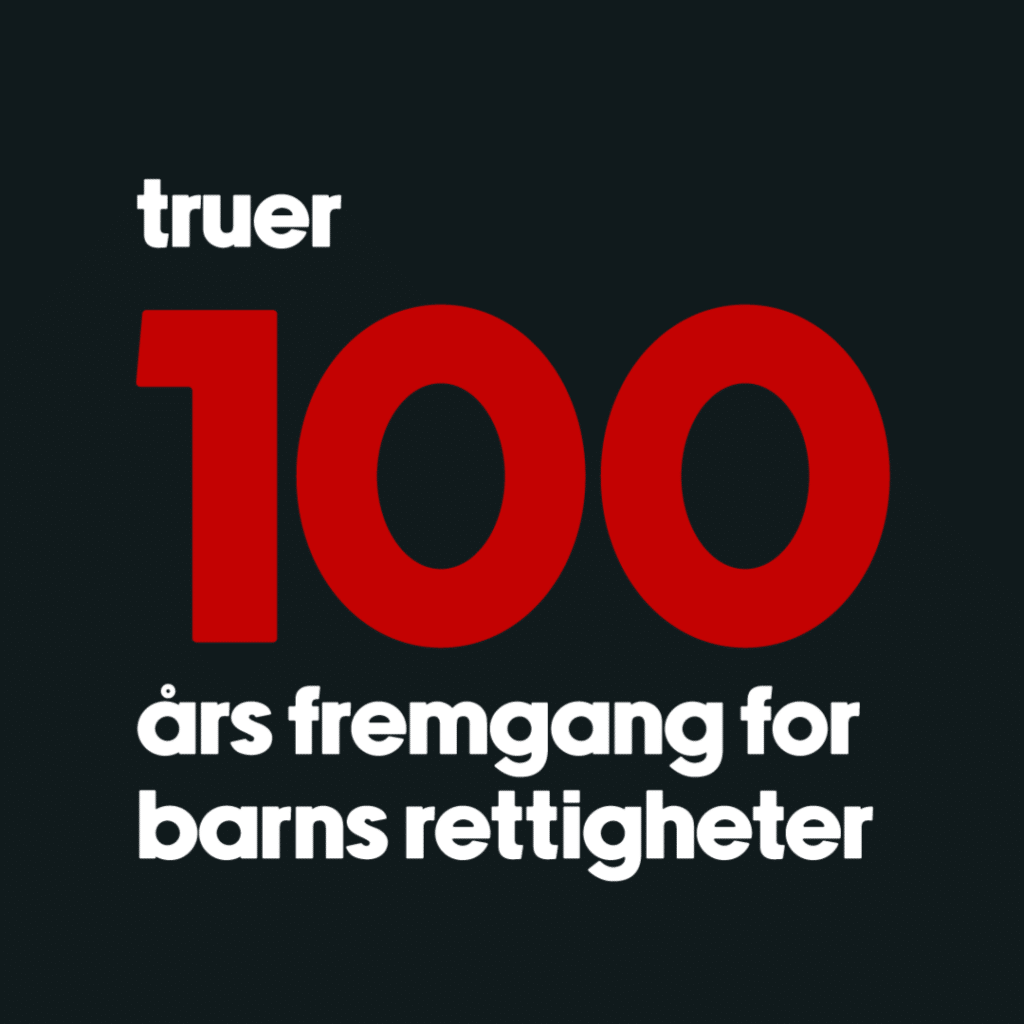 Hvit og rød tekst på svart bakgrunn som leser "truer 100 års fremgang for barns rettigheter"